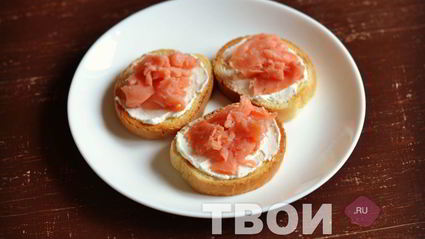 бутерброды с семгой