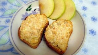 Бутерброды с творожно-яблочной массой