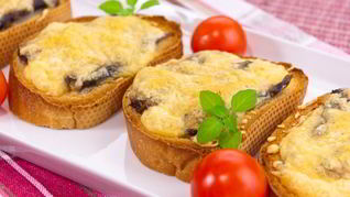 Бутерброды со шпротами