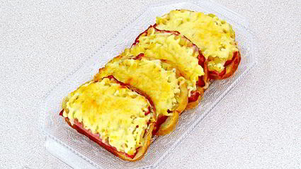 горячие бутерброды с ананасом