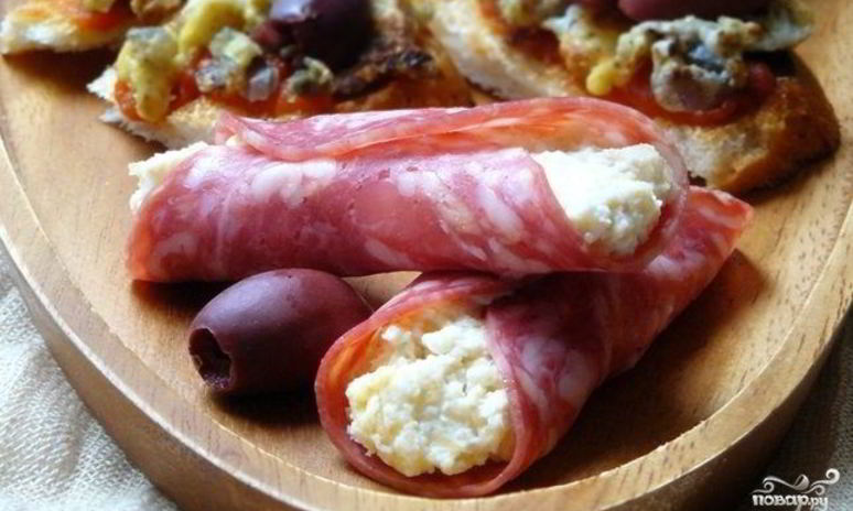 Рецепт маленьких испанских бутербродов