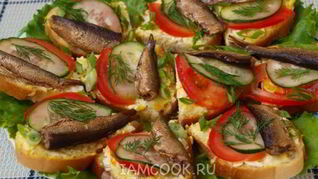 Праздничные бутерброды со шпротами