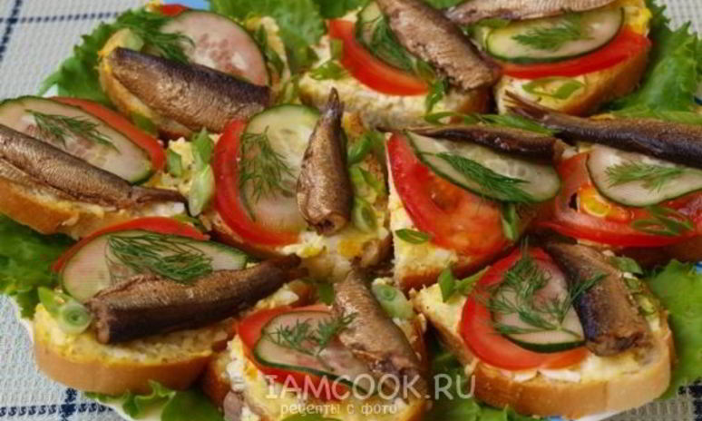 Рецепт праздничных бутербродов со шпротами