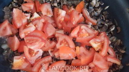 грибная икра с помидорами