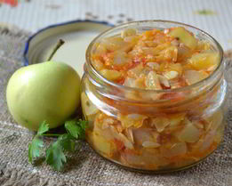 Кабачковая икра с яблоками на зиму