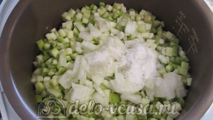 кабачковая икра в мультиварке