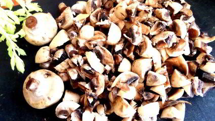 фриттата из баклажанов с грибами