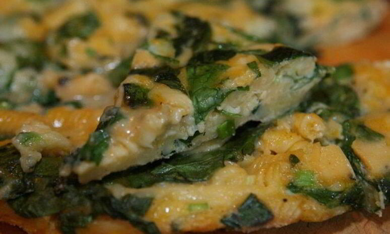 Рецепт фриттаты с макаронами и шпинатом