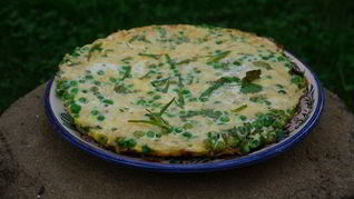 Фриттата с зеленым горошком и картофелем