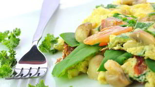 Фриттата с зеленью и миндалем