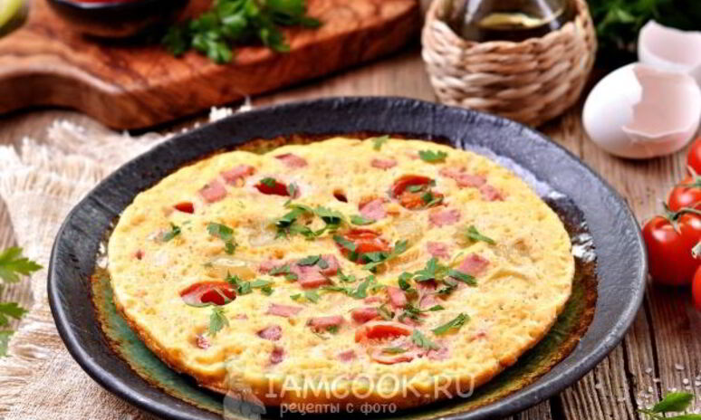 Рецепт омлета с колбасой в мультиварке