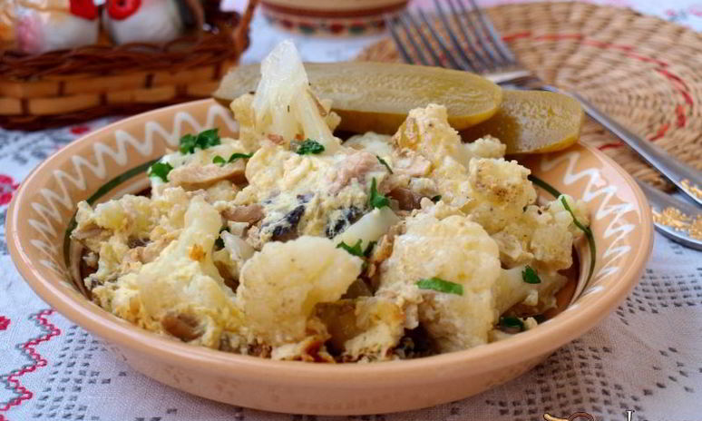 Рецепт омлета с цветной капустой и шампиньонами