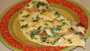 Пышный омлет с гренками