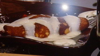 сладкий омлет с карамелизированными сливами