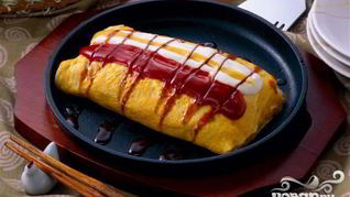 Японский омлет Омусоба