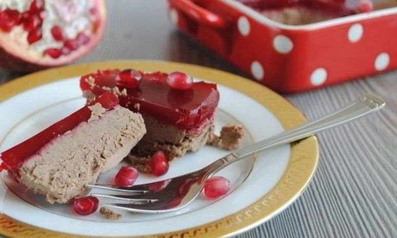 Рецепт куриного паштета под гранатовым желе