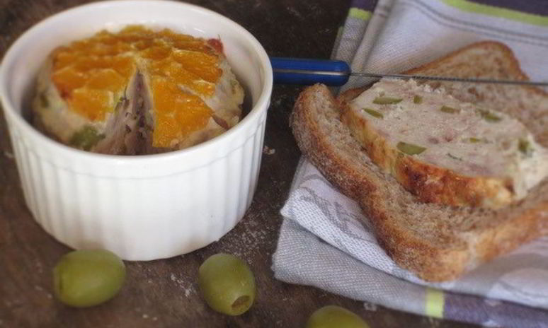 Рецепт куриного паштета с оливками и апельсинами