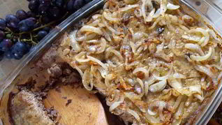 Куриный паштет со сладким перцем и орехами