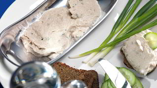 Паштет из копченой скумбрии