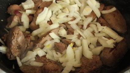 паштет из куриной печени с авокадо и фисташками