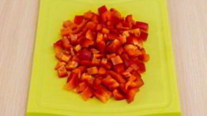 паштет из куриной печени с паприкой и яйцами