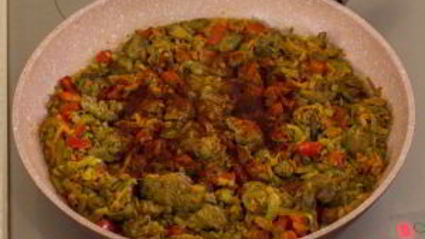 паштет из куриной печени с паприкой и яйцами