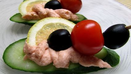 паштет из семги с красной икрой и белым вином