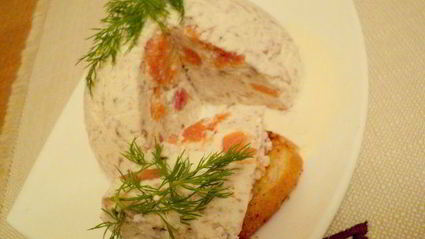 паштет из слабосоленой семги под соусом