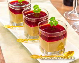 Паштет под брусничным желе