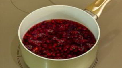 паштет под брусничным желе