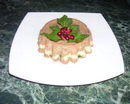 Желированный паштет с сыром