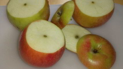 печеные яблоки, фаршированные рисом