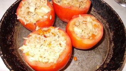 помидоры, фаршированные курицей и рисом
