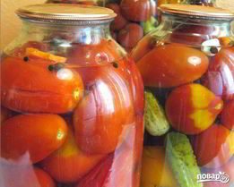 Помидоры с огурцами на зиму