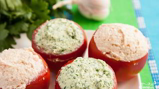 Помидоры с сырной начинкой