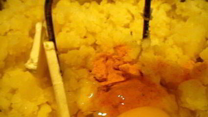 мясные роллы в винно-грибном соусе