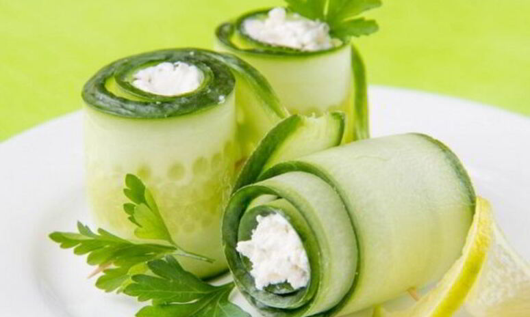 Рецепт огуречных роллов с авокадо и сыром