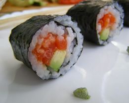 Роллы с лососем