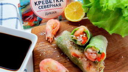 спринг-роллы с креветками