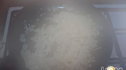 баклажанные рулетики с овощами и моцареллой