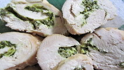 куриные рулетики с брынзой и шпинатом