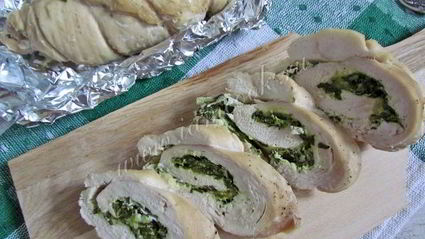 куриные рулетики с брынзой и шпинатом