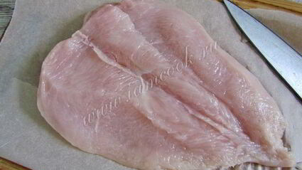 куриные рулетики с брынзой и шпинатом