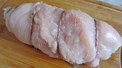 куриные рулетики с брынзой и шпинатом