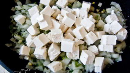 куриные рулетики с сыром фета и ароматной заправкой