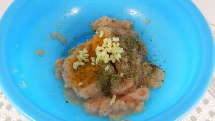 мясной рулет праздничный