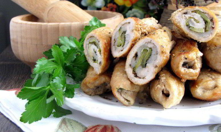 Рецепт мясных рулетиков по-деревенски