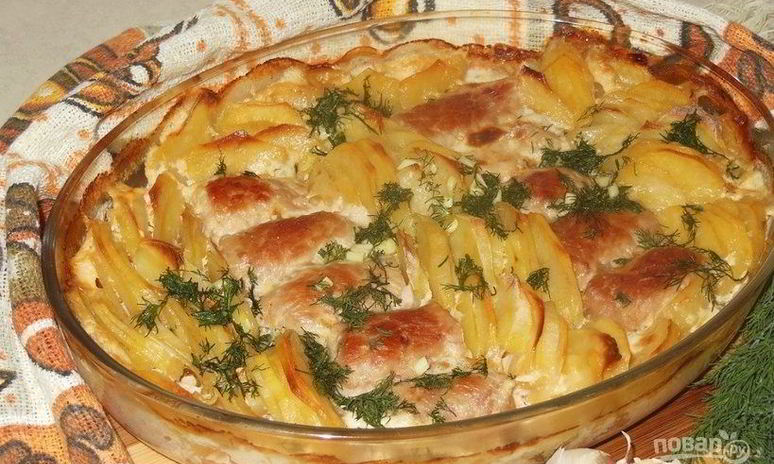 Рецепт мясных рулетиков с картофелем в сливках