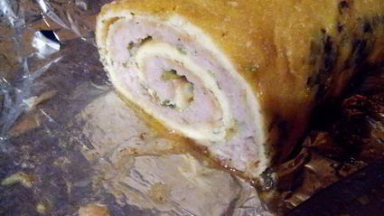 пятнистый куриный рулетик