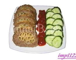 Рулет мясной с фаршем и макаронами